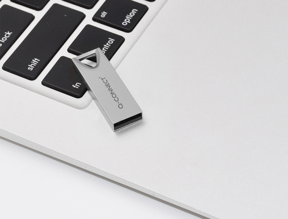 CL USB Q-CONNECT 2.0 PREMIUM 16GB VITESSE LECTURE 12MB/S CRITURE 3MB/S