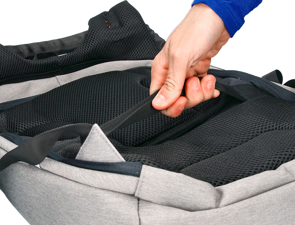 SACOCHE Q-CONNECT ORDINATEUR PORTABLE 18 POUCES POLYESTER  ETANCHE DIM. 460X170X310MM    COLORIS NOIR/GRIS