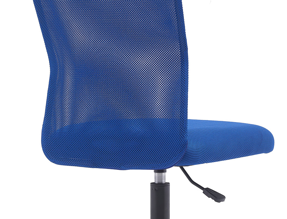FAUTEUIL OPERATEUR Q-CONNECT PARMA MAILLE BASE METAL SANS  ACCOUDOIRS HAUTEUR MAX 990MM  LARGEUR 480MM PROF 590MM BLEU