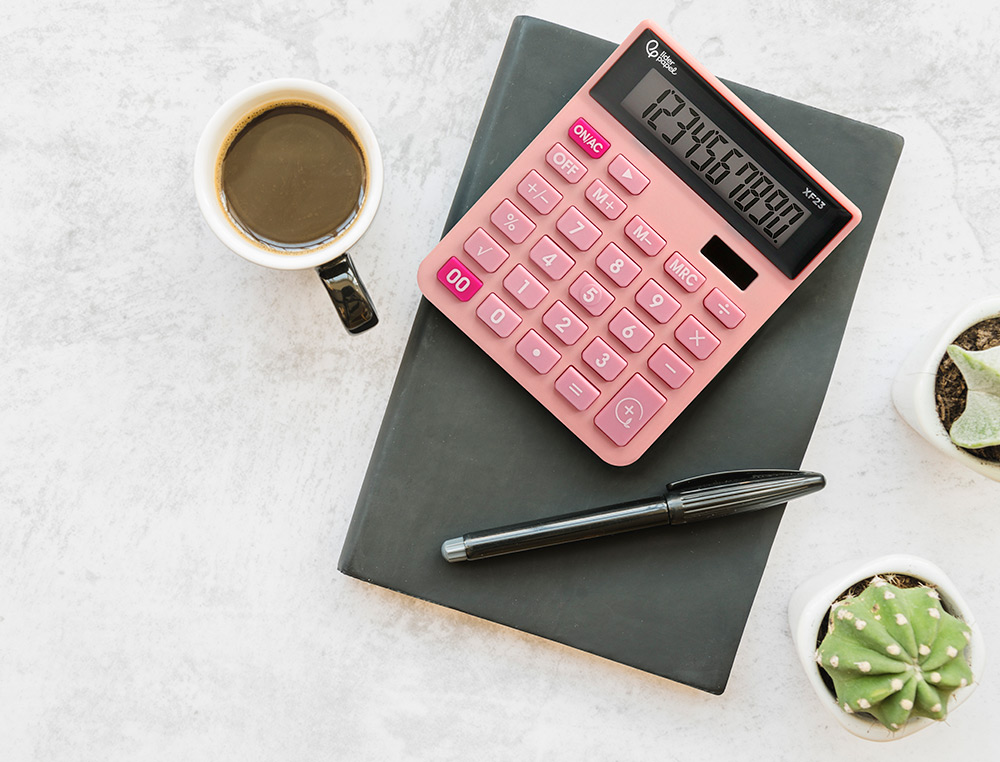 CALCULATRICE DE BUREAU LIDERPAPEL XF20 10 CHIFFRES   SOLAIRE ET PILES 127X105X24   MM COLORIS ROSE