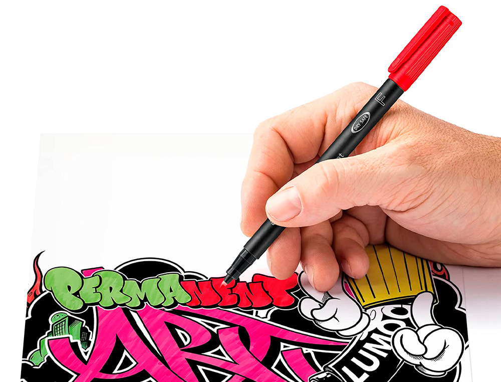 MARQUEUR STAEDTLER PERMANENT DRY SAFE LUMOCOLOR  318       POINTE FINE 0,6MM COLORIS     ASSROTIS ETUI DE 14 FEUTRES
