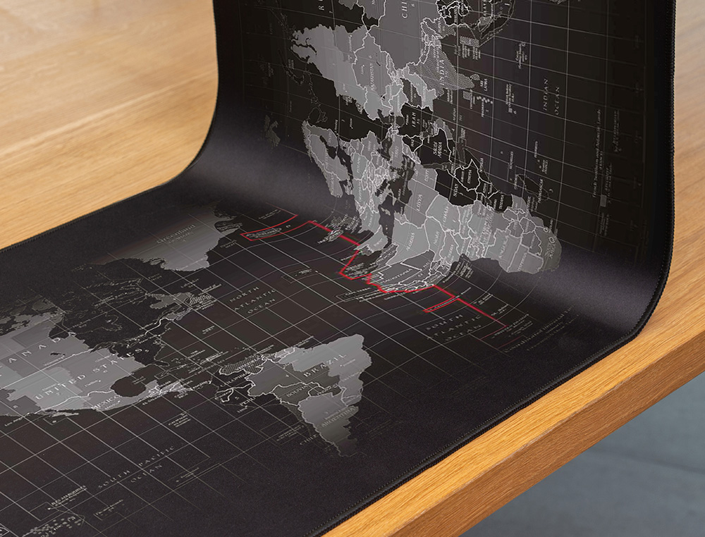 TAPIS SOURIS Q-CONNECT XXL 900X400MM COLORIS NOIR AVEC   DESIGN CARTE DU MONDE