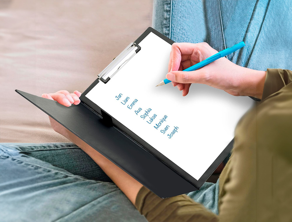 PORTE-BLOC Q-CONNECT MINICLIP SUPERIEUR DIN A4 PLASTIQUE    50% RECYCLE EPAISSEUR 2,1MM   COLORIS ROUGE