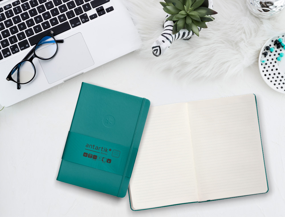 CARNET FERMETURE ELASTIQUE ANTARTIK NOTES COUVERTURE     RIGIDE A5 LIGNE 100 FEUILLES  80GR FSC COLORIS VERT PAON
