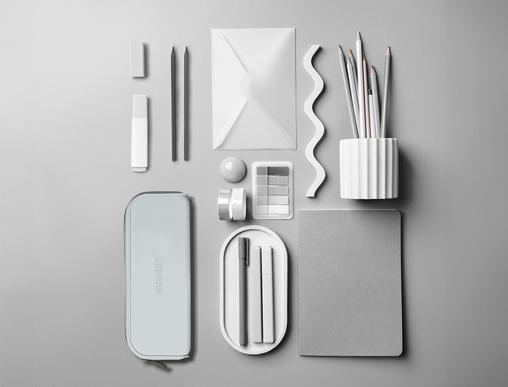 FOURRE-TOUT ANTARTIK RECTANGULAIRE 1 COMPARTIMENT EN SILICONE MODELE PRISMA 185X50X75MM COLORIS GRIS