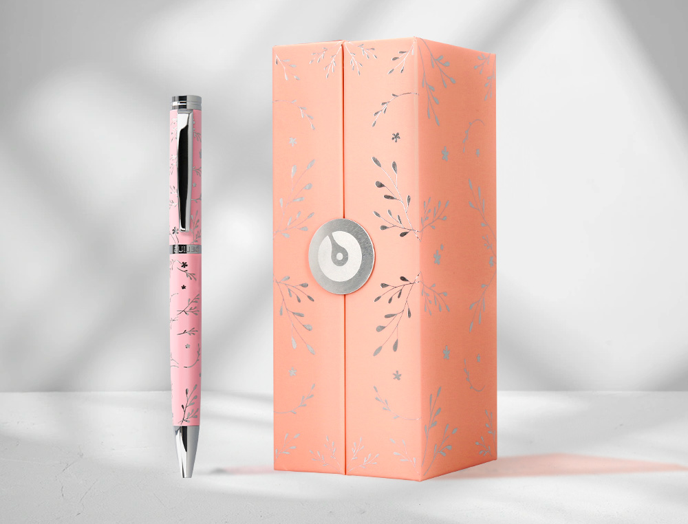 STYLO-BILLE BELIUS BELLA ALUMINIUM ENCRE BLEUE COLORIS ROSE DESIGN RELIEF ARGENTE         BOITE DESIGN