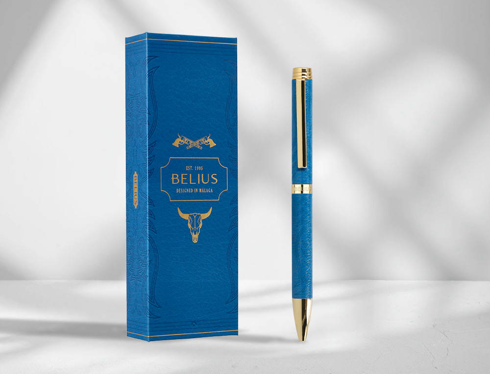 STYLO-BILLE BELIUS WILD WEST ALUMINIUM ENCRE BLEUE COLORIS BLEU MARINE DORE BOITE DESIGN