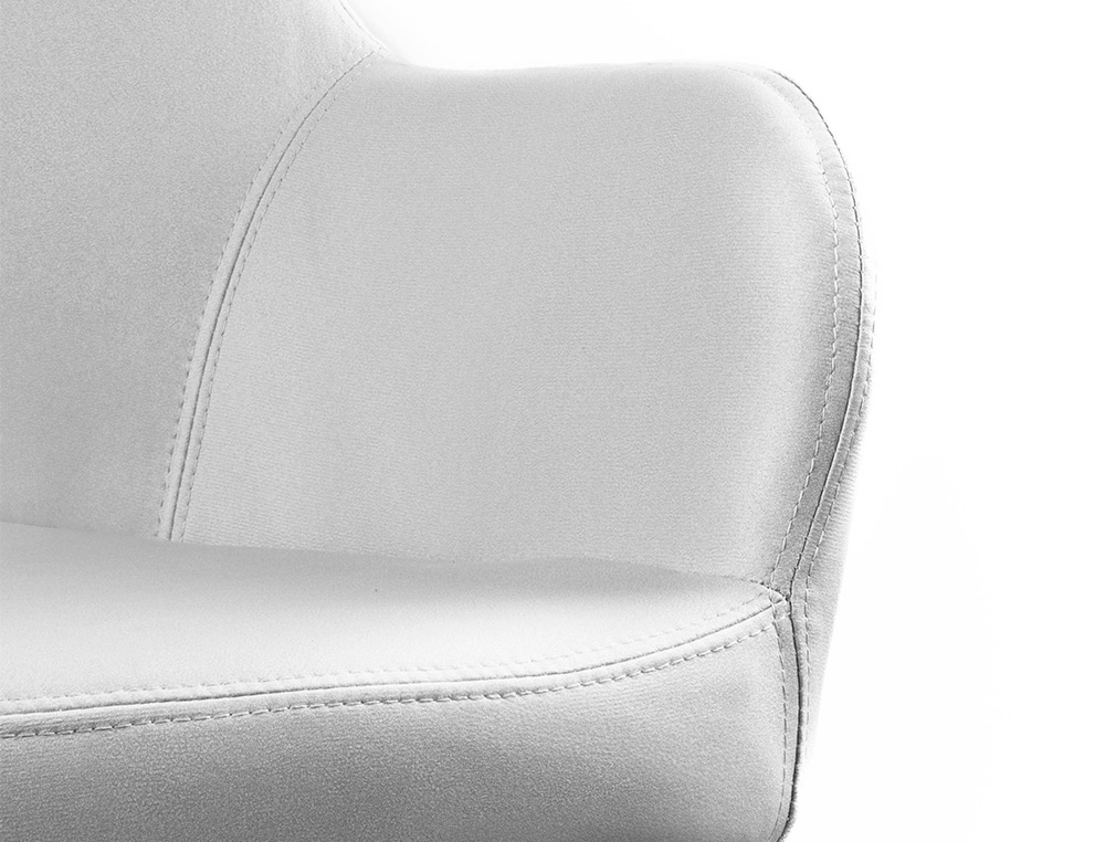 CHAISE CONFIDENT Q-CONNECT SIEMIONE BASE METALLIQUE HAUT MAX 820 LARG 570 PROF 580     COLORIS GRIS CLAIR