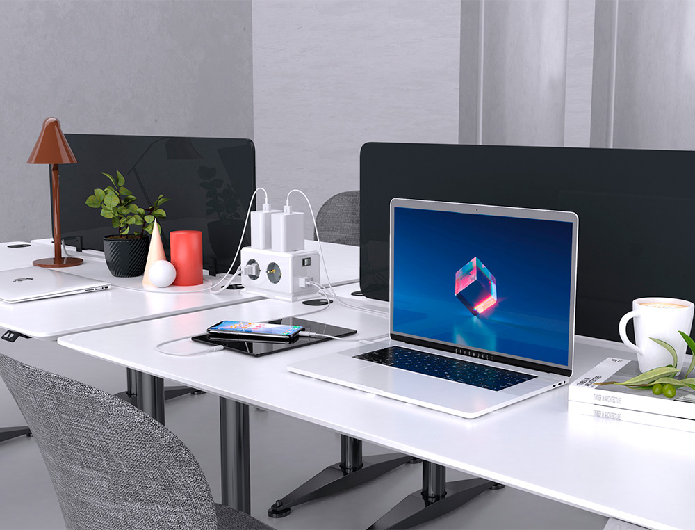 MULTIPRISE Q-CONNECT 10 EN 1 CABLE 1,4M 6 PRISES COURANT 3 PORTS USB 1 PORT USB-C        140X76X87 MM