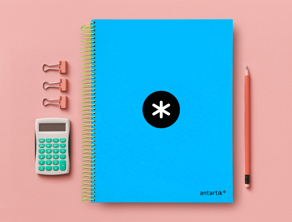 CAHIER SPIRALE ANTARTIK A4 240P 90G COUVERTURE REMBORDEE QUADRILLAGE 5MM 4 TROUS       COIL-LOCK COLORIS BLEU