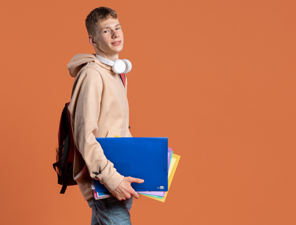 TRIEUR LIDERPAPEL POLYPROPYLNE A4 210X297MM 700 MICRONS 13 COMPARTIMENTS FERMETURE LASTIQUE TRANSLUCIDE COLORIS BLEU