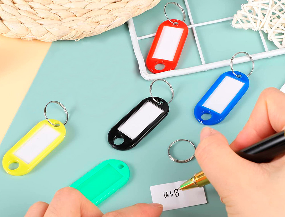 PORTE-CLS Q-CONNECT PORTE-TIQUETTE PLASTIQUE 50X22MM COLORIS VERT PRSENTOIR 100 UNITS