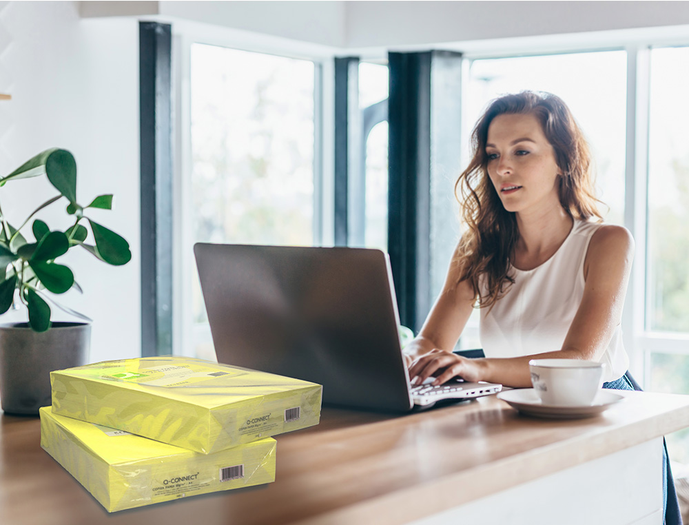 PAPIER COULEUR Q-CONNECT MULTIFONCTION A4 80G/M2 UNICOLORE JAUNE NON RAMETTE 500 FEUILLES
