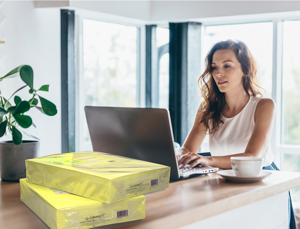 PAPIER COULEUR Q-CONNECT MULTIFONCTION A3 80G/M2 UNICOLORE JAUNE NON RAMETTE 500 FEUILLES